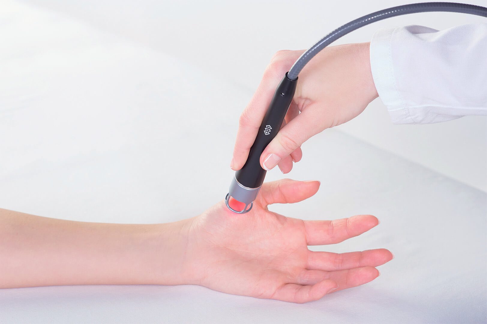 Vysokointenzívny laser