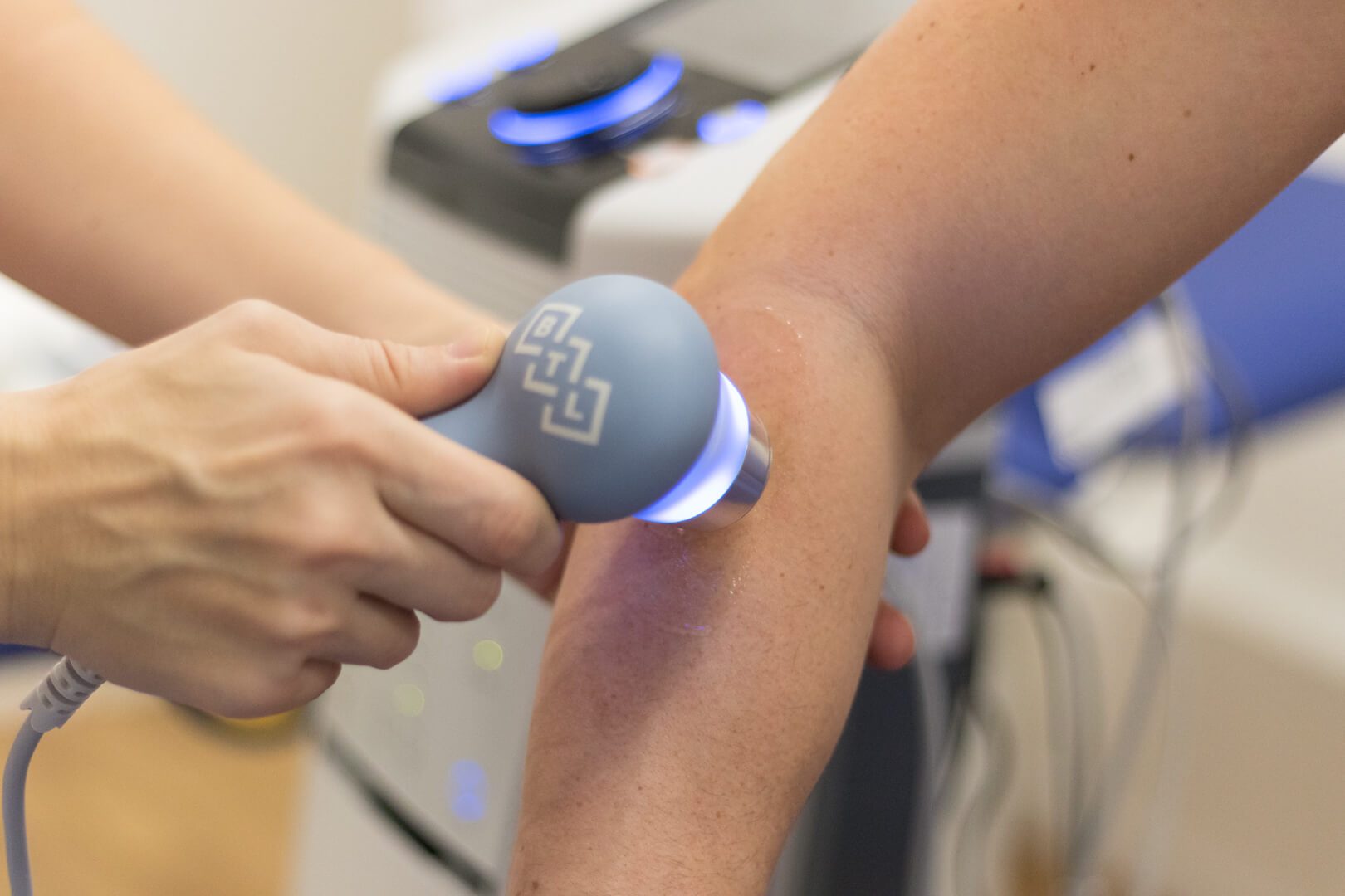 ultrazvuková terapia na tenisový lakeť